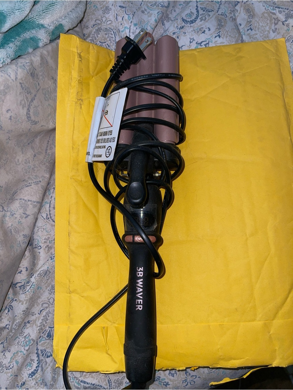 3B Waver Triple-Barrel Hair Styler in Black and Rose Gold